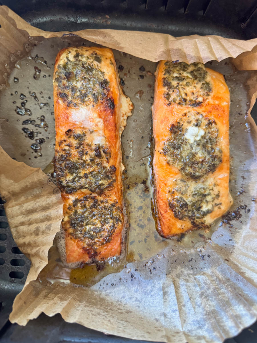 cooked salmon pieces in air fryer
