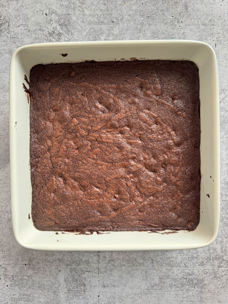 cooked brownie