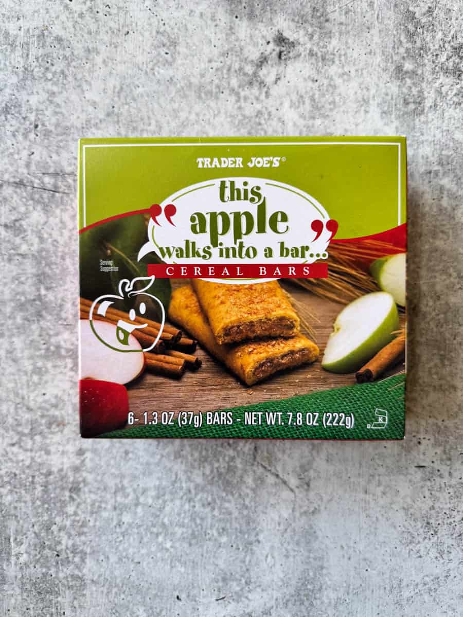 this apple walks in to a bar box