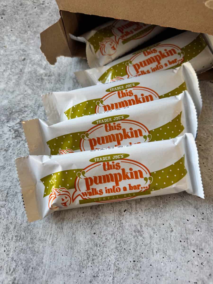 trader joe's this pumpkin walks into a bar bars