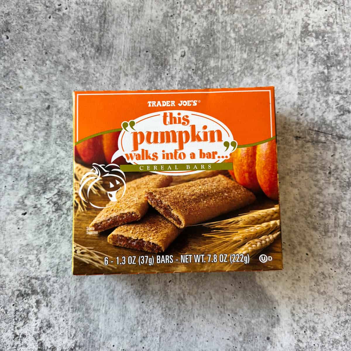 trader joe's this pumpkin walks into a bar box