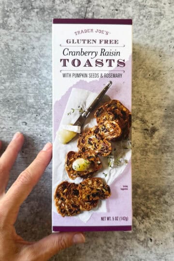 trader joe's cranberry raisin toasts box